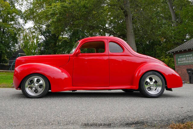 1940 Ford Deluxe
