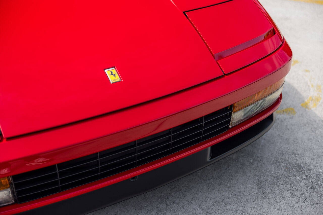 1985 Ferrari Testarossa 21