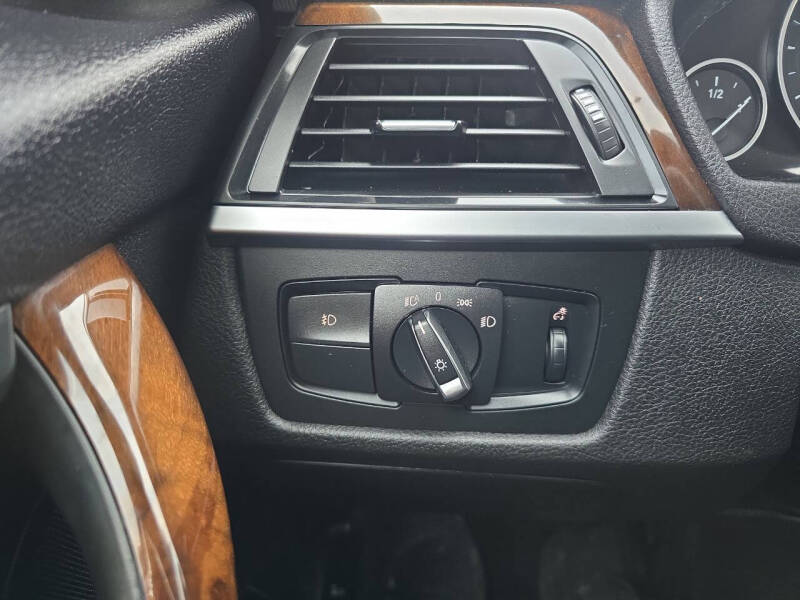 2015 BMW 3 Series 328i xDrive