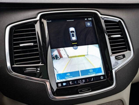 2023 Volvo XC90 B6 Plus Bright Theme 6P