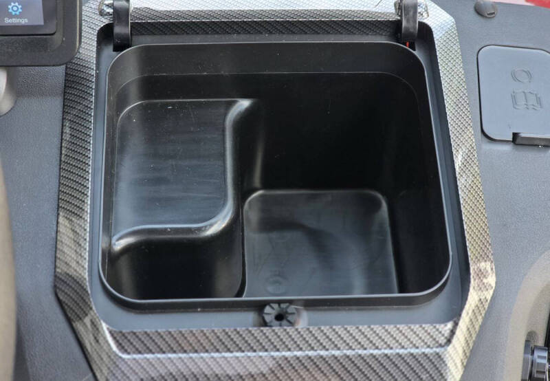 2025 Evolution D-MAX XT4 4x4