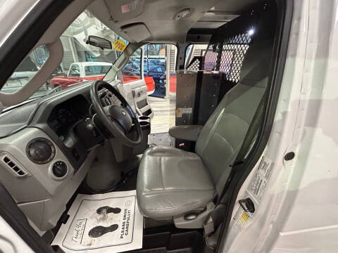 2011 Ford E-Series E-350 SD
