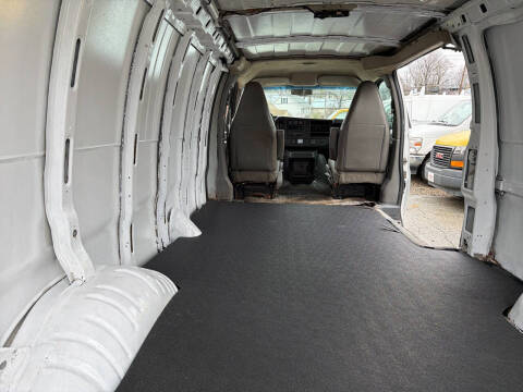 2016 GMC Savana 3500