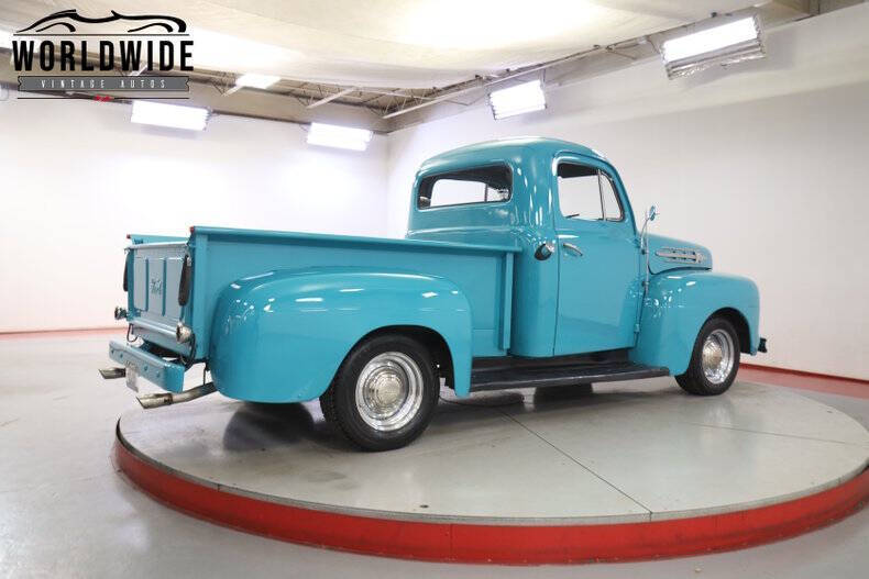 1952 Ford F-100