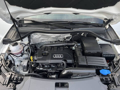 2016 Audi Q3 2.0T Premium Plus