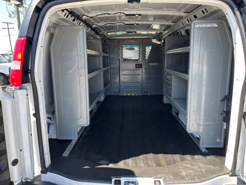 2020 Chevrolet Express 2500
