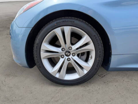 2012 Hyundai Genesis Coupe 2.0T
