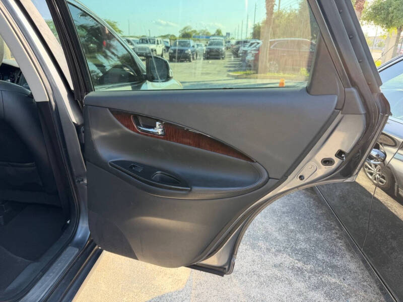 2016 Infiniti QX50