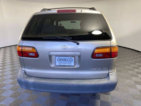 2000 Toyota Sienna
