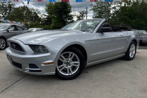 2013 Ford Mustang V6