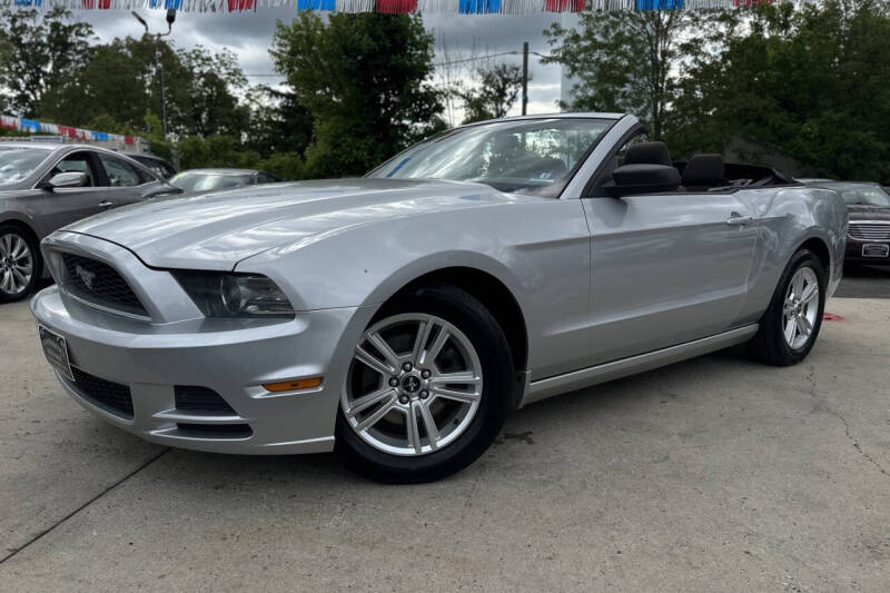2013 Ford Mustang V6