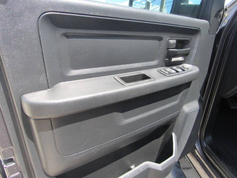 2017 RAM 1500 Express