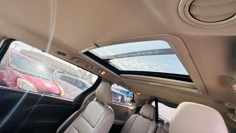 2015 Toyota Sienna Limited 7-Passenger