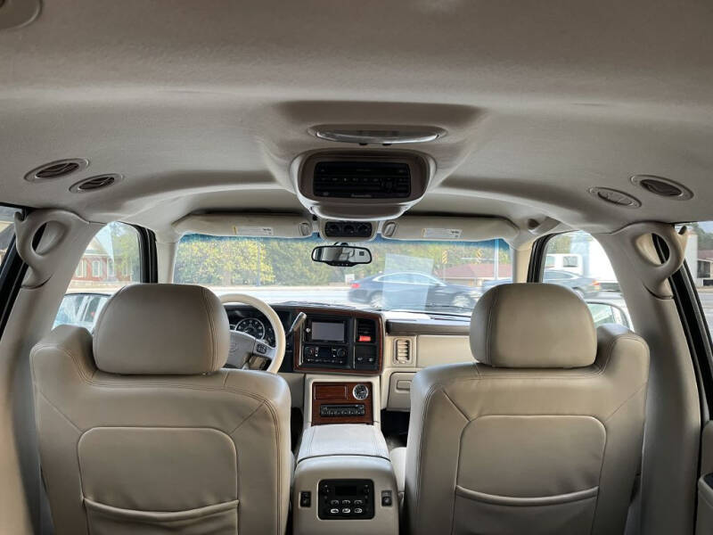 2003 Cadillac Escalade