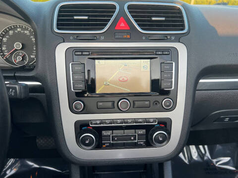 2012 Volkswagen Eos Executive SULEV