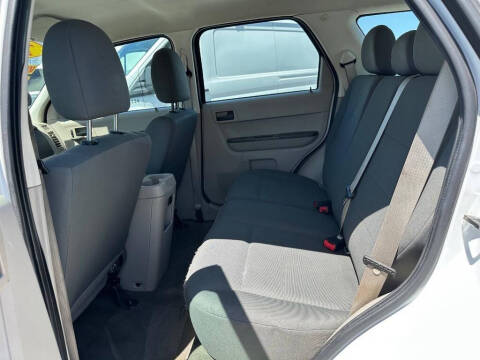 2011 Ford Escape XLS