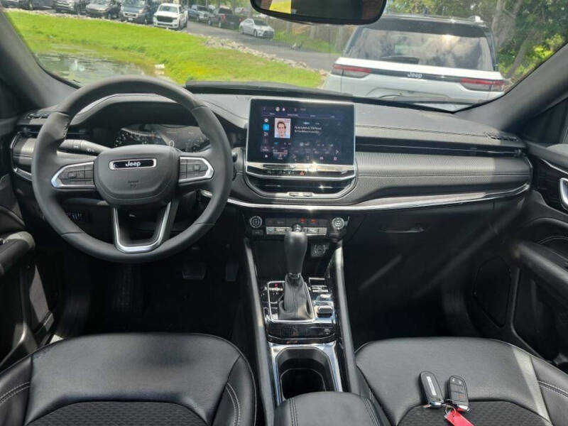 2023 Jeep Compass Altitude