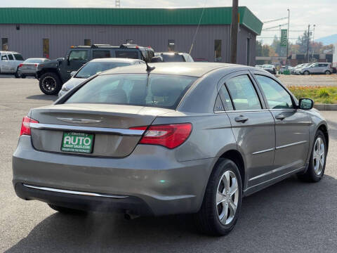 2013 Chrysler 200 LX