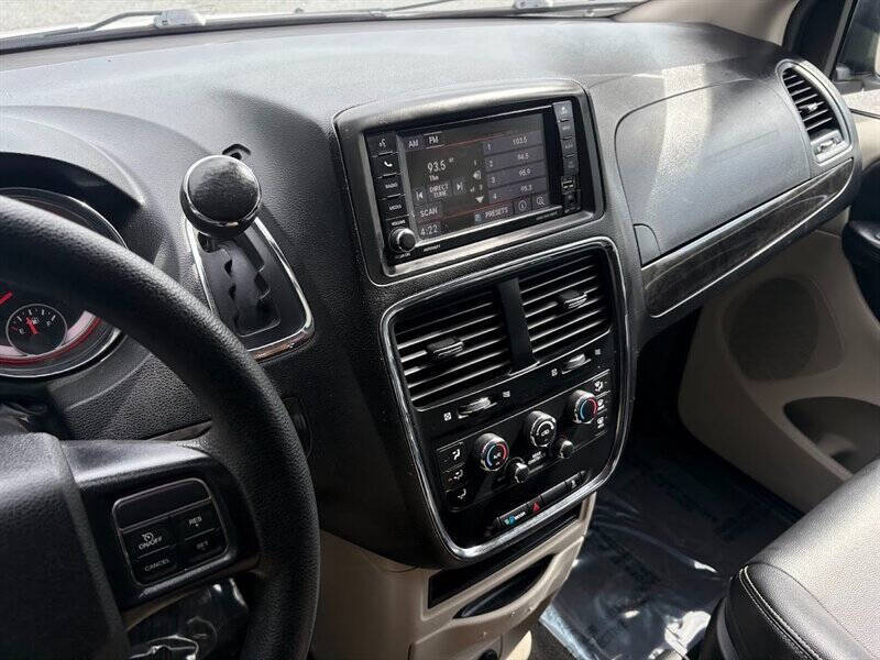 2019 Dodge Grand Caravan SE Plus