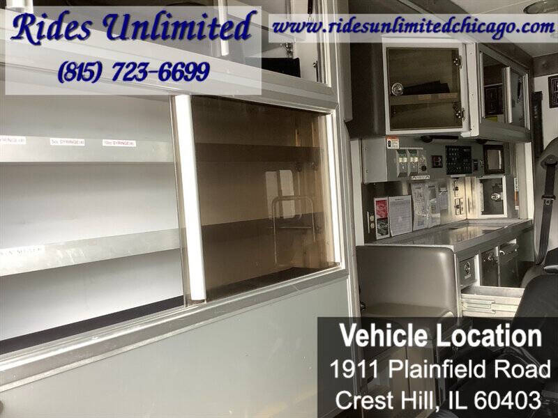 2015 Freightliner M2 106