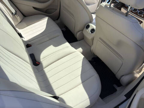 2019 Mercedes-Benz E-Class E 300