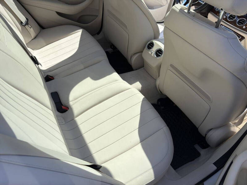 2019 Mercedes-Benz E-Class E 300