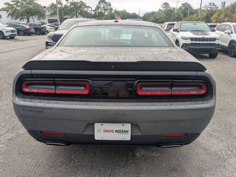 2023 Dodge Challenger SXT