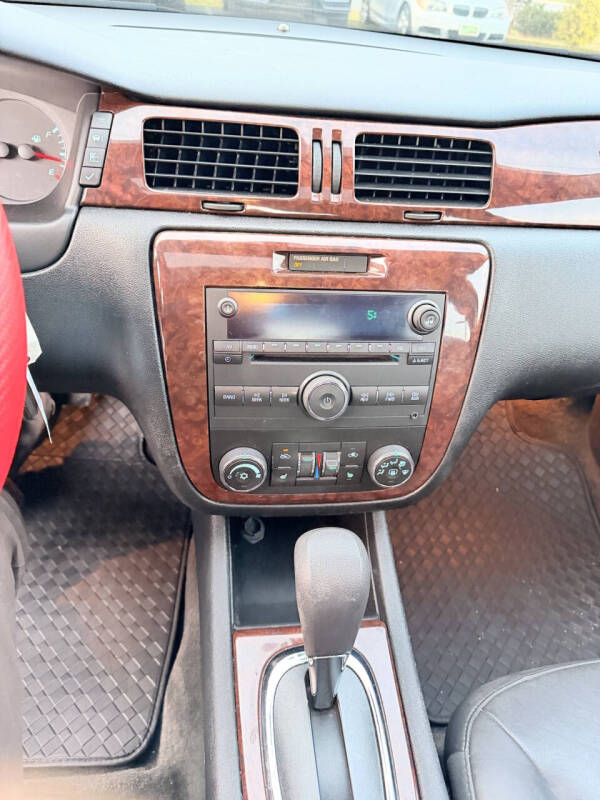 2011 Chevrolet Impala LT