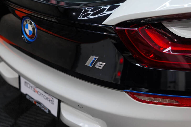 2015 BMW i8