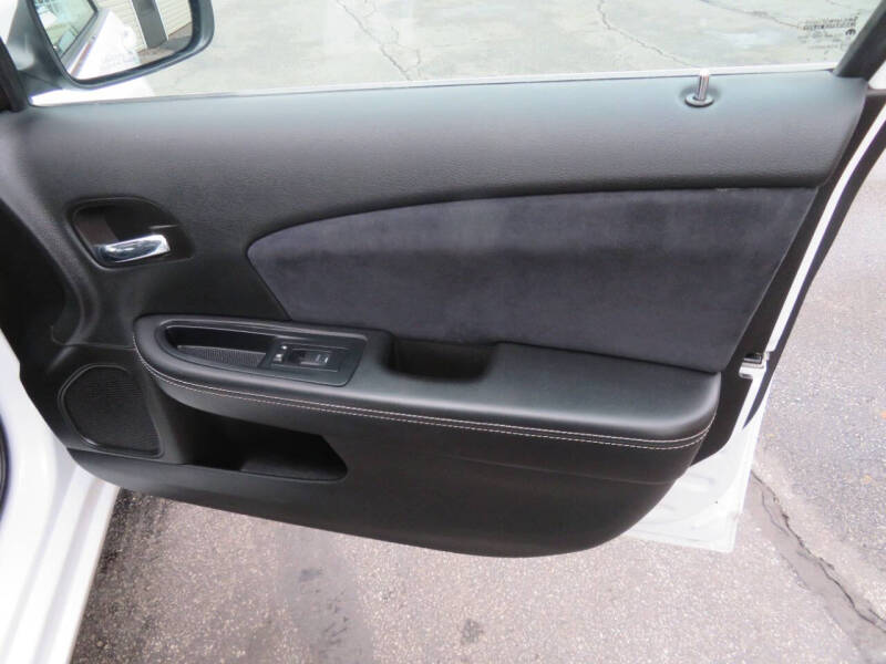 2014 Chrysler 200 Limited