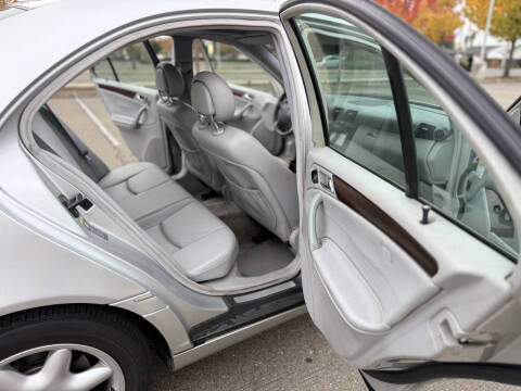 2003 Mercedes-Benz C-Class C 240