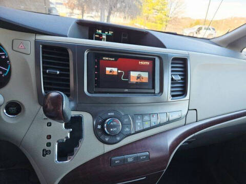 2014 Toyota Sienna XLE 7-Passenger