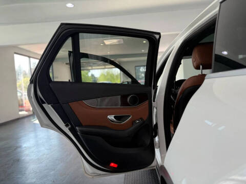 2016 Mercedes-Benz GLC GLC 300 4MATIC