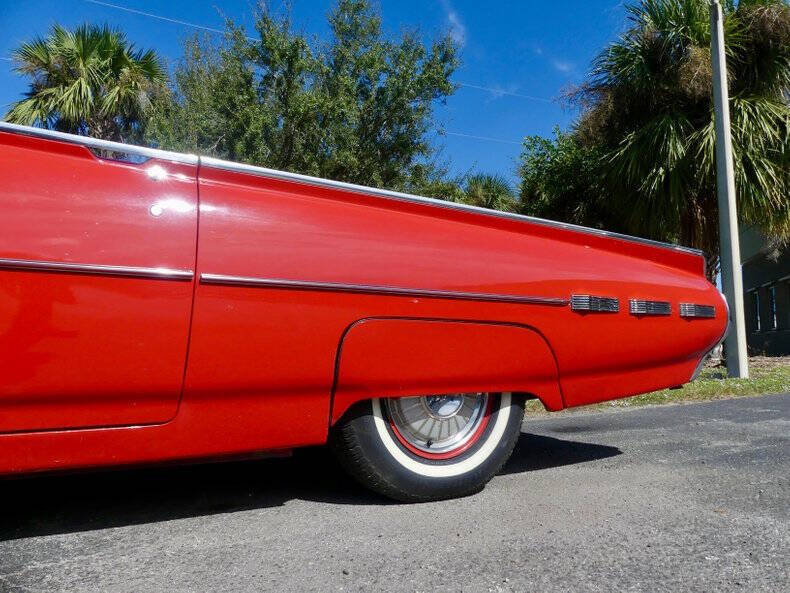 1962 Ford Thunderbird