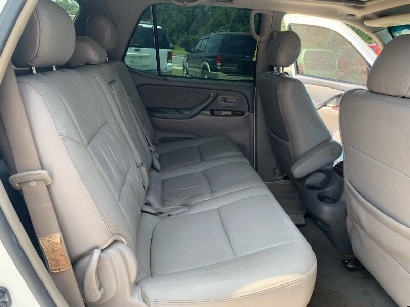 2006 Toyota Sequoia SR5