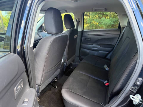 2013 Mitsubishi Outlander Sport ES