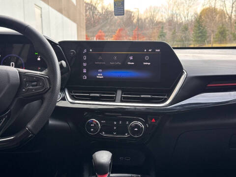 2024 Chevrolet Trax RS