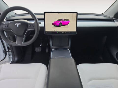 2025 Tesla Model Y Long Range