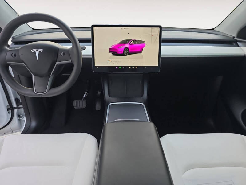 2025 Tesla Model Y Long Range