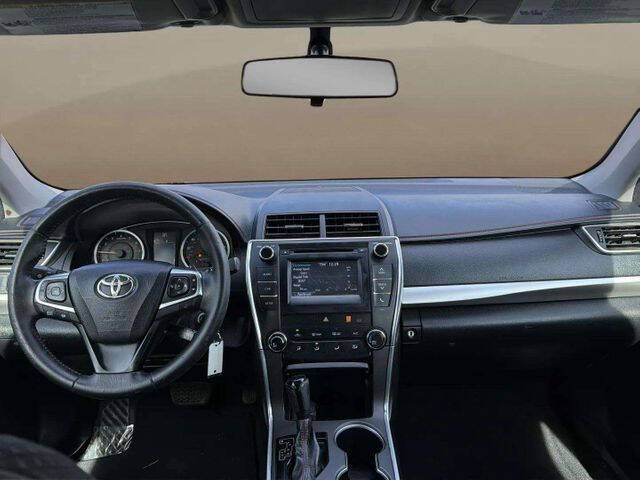 2015 Toyota Camry SE