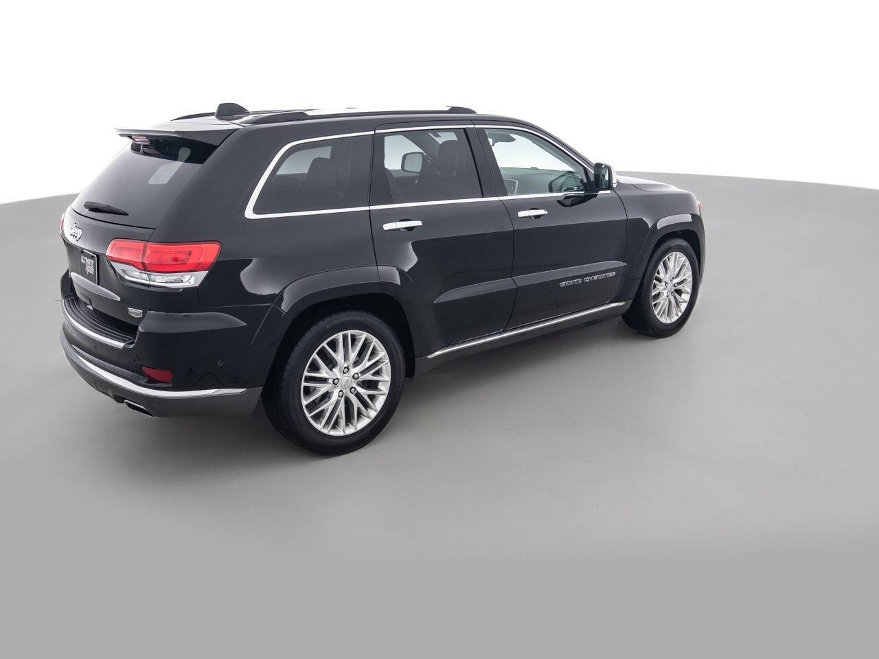 Used Car 2018 Jeep Grand Cherokee  Summit 4x4 4dr Suv For Sale Under $20,000 In Coal City, Illinois