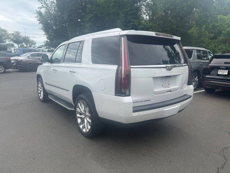 2018 Cadillac Escalade Luxury
