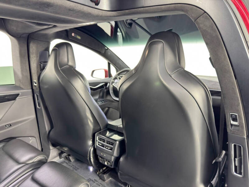 2016 Tesla Model X P90D