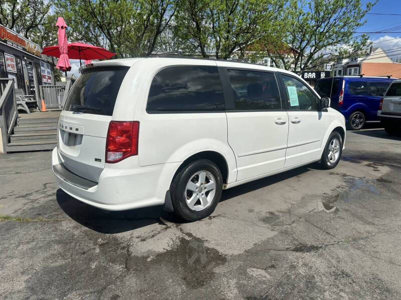 2012 Dodge Grand Caravan SXT