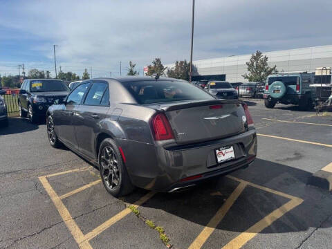 2017 Chrysler 300 S