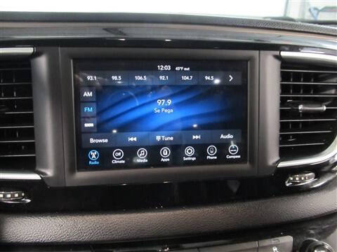 2020 Chrysler Voyager LXi