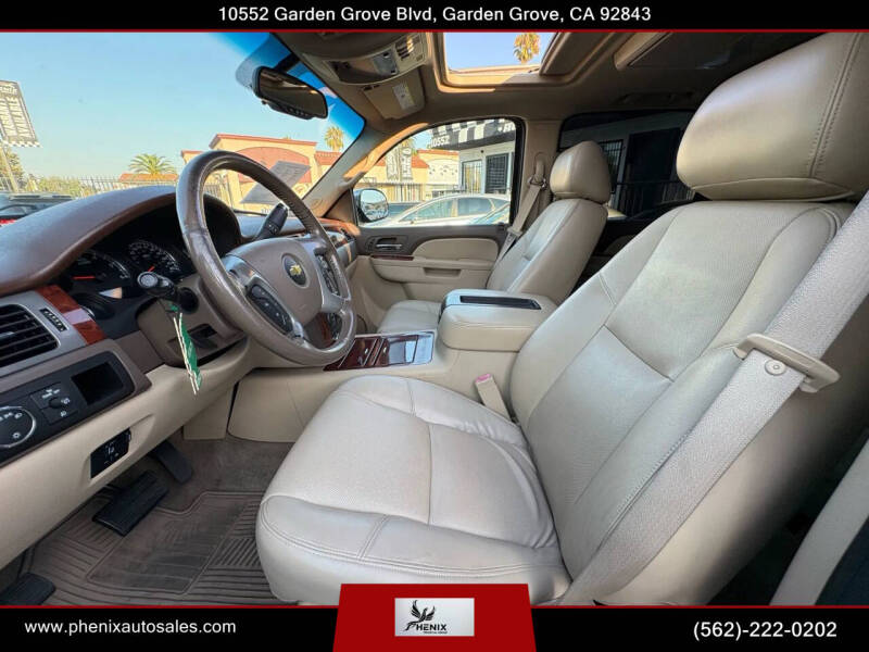 2012 Chevrolet Suburban LTZ