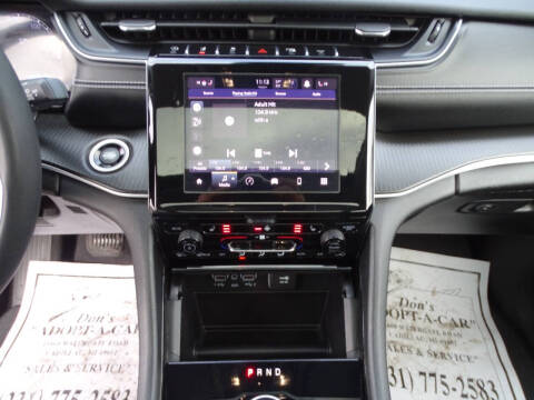 2023 Jeep Grand Cherokee Laredo