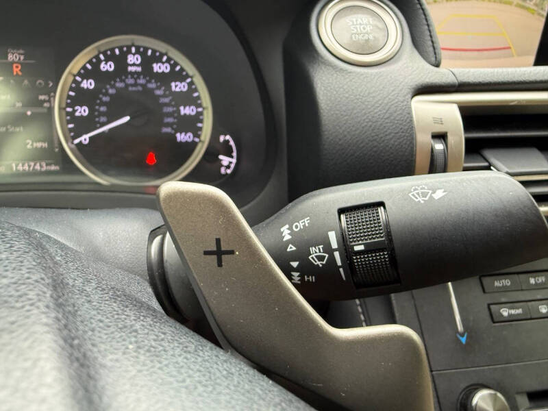 2016 Lexus IS 200t