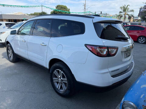 2017 Chevrolet Traverse LT